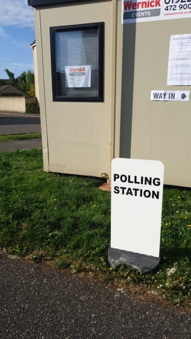 Polling station in Bicester